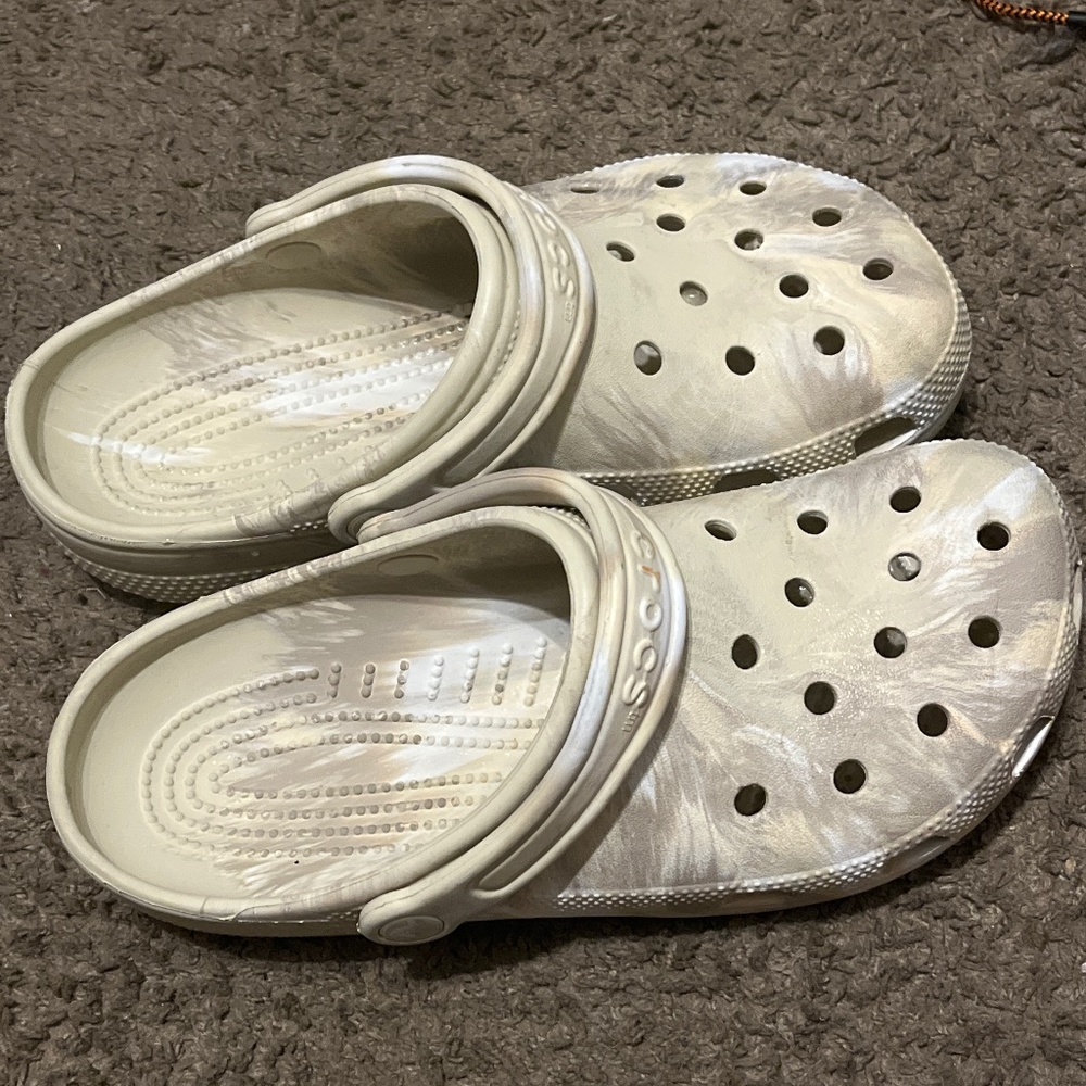 Bone Marbled Crocs